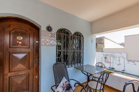 Casa à venda com 151m², 3 quartos e 1 vaga Casa à venda com 151m², 3 quartos e 1 vagaQuintal