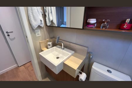 Apartamento à venda com 136m², 3 quartos e 2 vagasBanheiro da Suíte