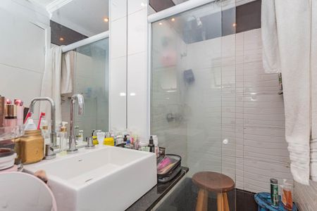 Casa de condomínio à venda com 120m², 4 quartos e 2 vagasBanheiro 2