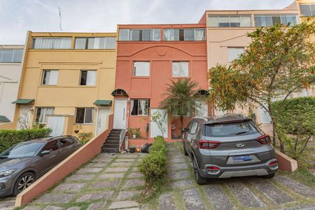 Casa de condomínio à venda com 120m², 4 quartos e 2 vagasFachada