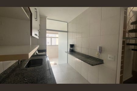 Apartamento à venda com 178m², 3 quartos e 2 vagas Apartamento à venda com 178m², 3 quartos e 2 vagasCozinha