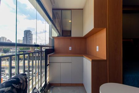 Apartamento para alugar com 26m², 1 quarto e sem vaga Apartamento para alugar com 26m², 1 quarto e sem vagaVaranda