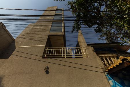 Apartamento à venda com 30m², 1 quarto e sem vaga Apartamento à venda com 30m², 1 quarto e sem vagaFachada