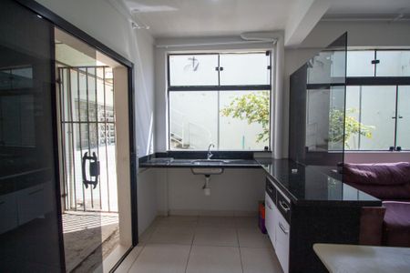 Studio para alugar com 35m², 1 quarto e sem vaga Studio para alugar com 35m², 1 quarto e sem vagaCozinha