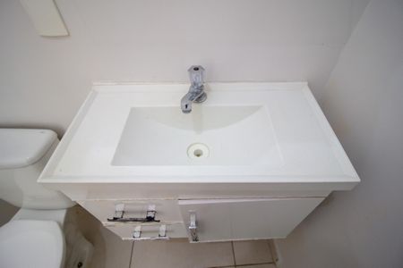Banheiro de kitnet/studio para alugar com 1 quarto, 35m² em Jardim Magnolia, Sorocaba