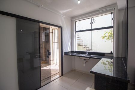 Studio para alugar com 35m², 1 quarto e sem vaga Studio para alugar com 35m², 1 quarto e sem vagaCozinha