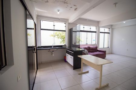 Studio para alugar com 35m², 1 quarto e sem vaga Studio para alugar com 35m², 1 quarto e sem vagaCozinha