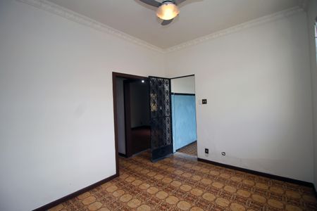 Sala de apartamento para alugar com 3 quartos, 100m² em Olaria, Rio de Janeiro