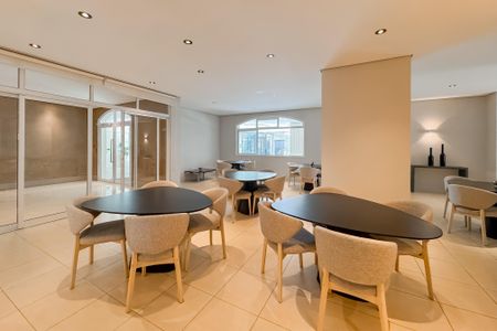 Apartamento à venda com 247m², 4 quartos e 4 vagas Apartamento à venda com 247m², 4 quartos e 4 vagasÁrea comum