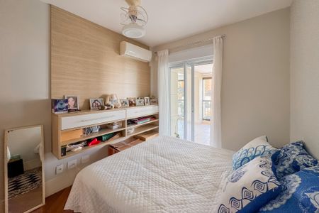 Apartamento à venda com 247m², 4 quartos e 4 vagas Apartamento à venda com 247m², 4 quartos e 4 vagasQuarto 1