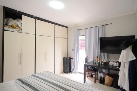 Casa à venda com 160m², 2 quartos e 2 vagasQuarto 1