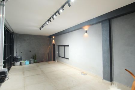 Casa à venda com 160m², 2 quartos e 2 vagasGaragem