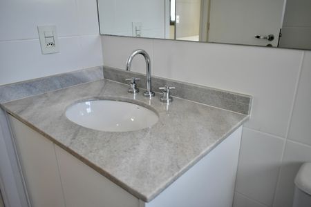 Apartamento para alugar com 84m², 2 quartos e 1 vaga Apartamento para alugar com 84m², 2 quartos e 1 vagaBanheiro da Suíte 2