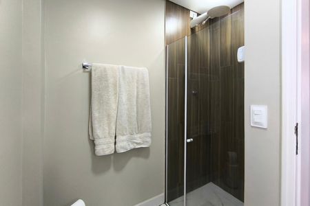 Apartamento à venda com 100m², 3 quartos e 2 vagas Apartamento à venda com 100m², 3 quartos e 2 vagasBanheiro da Suíte