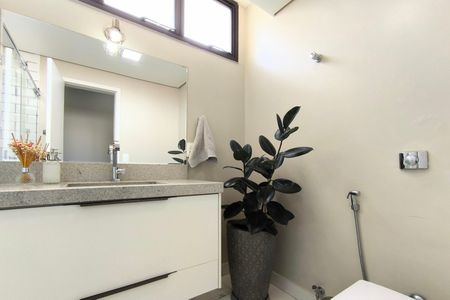 Apartamento à venda com 100m², 3 quartos e 2 vagas Apartamento à venda com 100m², 3 quartos e 2 vagasBanheiro Social