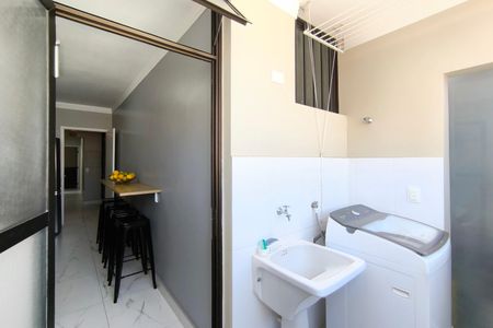 Apartamento à venda com 100m², 3 quartos e 2 vagas Apartamento à venda com 100m², 3 quartos e 2 vagasÁrea de Serviço