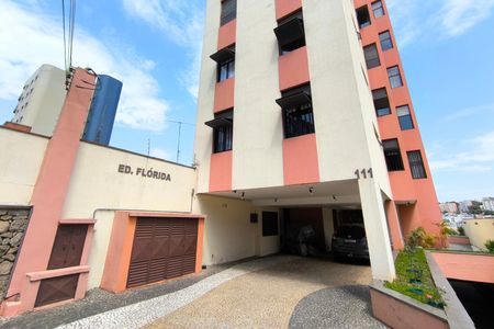 Apartamento à venda com 100m², 3 quartos e 2 vagas Apartamento à venda com 100m², 3 quartos e 2 vagasFachada
