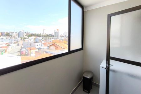 Apartamento à venda com 100m², 3 quartos e 2 vagas Apartamento à venda com 100m², 3 quartos e 2 vagasÁrea de Serviço
