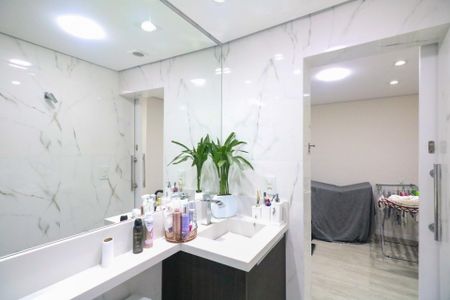 Apartamento à venda com 107m², 3 quartos e 2 vagas Apartamento à venda com 107m², 3 quartos e 2 vagasBanheiro Social