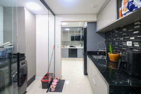 Apartamento à venda com 107m², 3 quartos e 2 vagas Apartamento à venda com 107m², 3 quartos e 2 vagasCozinha