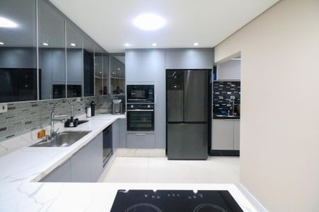 Apartamento à venda com 107m², 3 quartos e 2 vagasCozinha