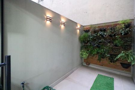 Apartamento à venda com 107m², 3 quartos e 2 vagasQuintal