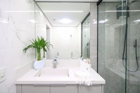 Apartamento à venda com 107m², 3 quartos e 2 vagasBanheiro da Suíte