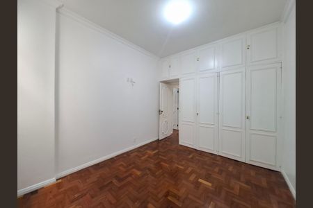 Apartamento à venda com 126m², 3 quartos e 1 vaga Apartamento à venda com 126m², 3 quartos e 1 vagaQuarto 2