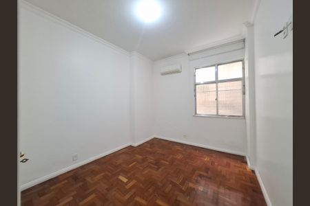 Apartamento à venda com 126m², 3 quartos e 1 vaga Apartamento à venda com 126m², 3 quartos e 1 vagaQuarto 2