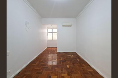 Apartamento à venda com 126m², 3 quartos e 1 vaga Apartamento à venda com 126m², 3 quartos e 1 vagaSuíte