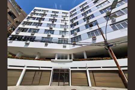 Apartamento à venda com 126m², 3 quartos e 1 vaga Apartamento à venda com 126m², 3 quartos e 1 vagaFachada