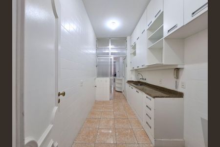 Apartamento à venda com 126m², 3 quartos e 1 vaga Apartamento à venda com 126m², 3 quartos e 1 vagaCozinha