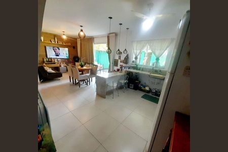 Casa à venda com 2 quartos, 88m² em Vargem Grande, Rio de Janeiro