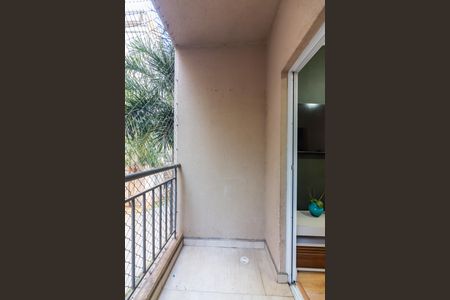 Sacada de apartamento para alugar com 3 quartos, 60m² em Novo Osasco, Osasco