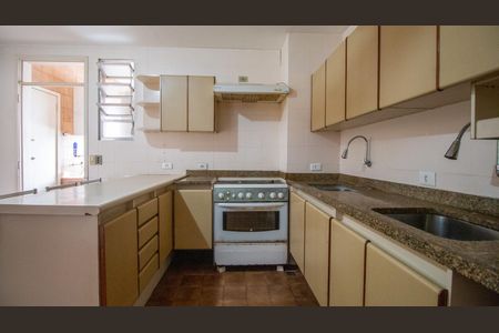 Apartamento à venda com 165m², 3 quartos e 1 vaga Apartamento à venda com 165m², 3 quartos e 1 vagaCozinha