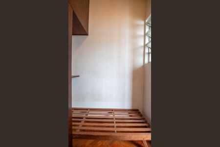 Apartamento à venda com 165m², 3 quartos e 1 vaga Apartamento à venda com 165m², 3 quartos e 1 vagaQuarto de Serviço