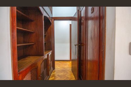 Apartamento à venda com 165m², 3 quartos e 1 vaga Apartamento à venda com 165m², 3 quartos e 1 vagaSuite