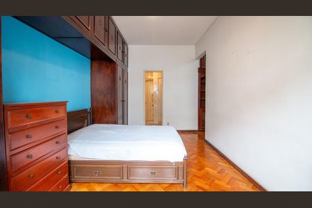Apartamento à venda com 165m², 3 quartos e 1 vaga Apartamento à venda com 165m², 3 quartos e 1 vagaSuite