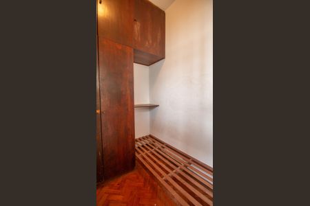 Apartamento à venda com 165m², 3 quartos e 1 vaga Apartamento à venda com 165m², 3 quartos e 1 vagaQuarto de Serviço