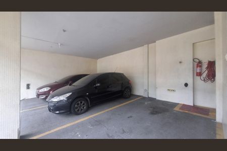 Apartamento à venda com 165m², 3 quartos e 1 vaga Apartamento à venda com 165m², 3 quartos e 1 vagaGaragem 1