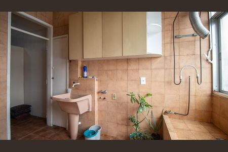 Apartamento à venda com 165m², 3 quartos e 1 vaga Apartamento à venda com 165m², 3 quartos e 1 vagaÁrea de Serviço