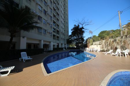 Apartamento à venda com 60m², 1 quarto e 1 vagaÁrea Comum - Piscina