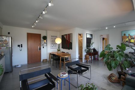 Sala de apartamento à venda com 1 quarto, 60m² em Jacarepaguá, Rio de Janeiro