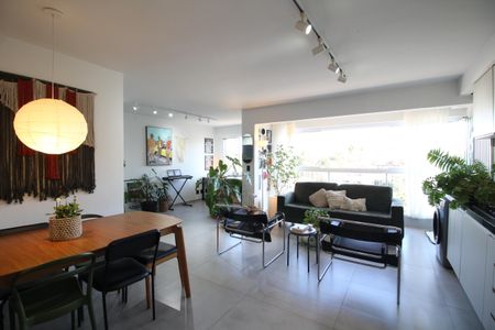 Sala de apartamento à venda com 1 quarto, 60m² em Jacarepaguá, Rio de Janeiro