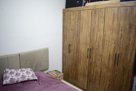 Quarto de apartamento para alugar com 2 quartos, 43m² em Subsetor Leste - 8 (l-8), Ribeirão Preto