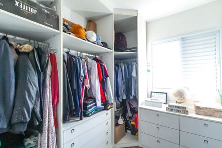 Apartamento à venda com 80m², 3 quartos e 2 vagas Apartamento à venda com 80m², 3 quartos e 2 vagasCloset da Suíte