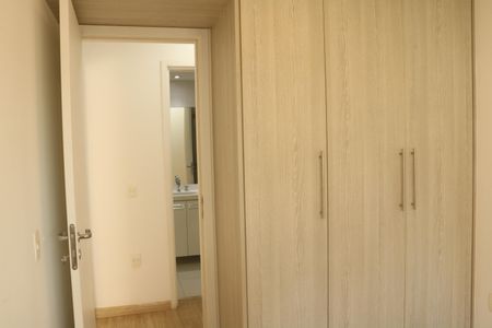 Apartamento à venda com 79m², 2 quartos e 2 vagasQuarto 