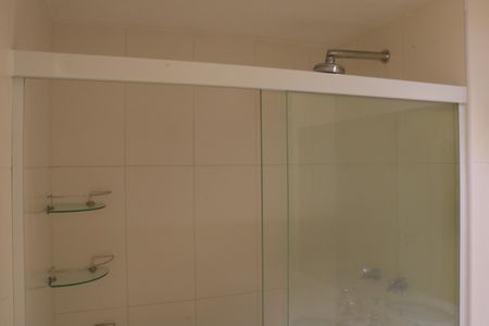 Apartamento à venda com 79m², 2 quartos e 2 vagasBanheiro da Suíte