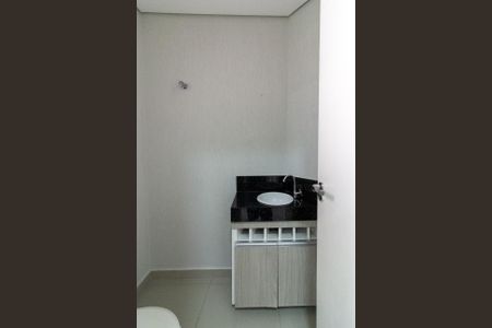 Casa à venda com 132m², 3 quartos e 2 vagas Casa à venda com 132m², 3 quartos e 2 vagasLavabo