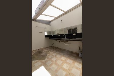 Casa à venda com 132m², 3 quartos e 2 vagas Casa à venda com 132m², 3 quartos e 2 vagasÁrea de Serviço